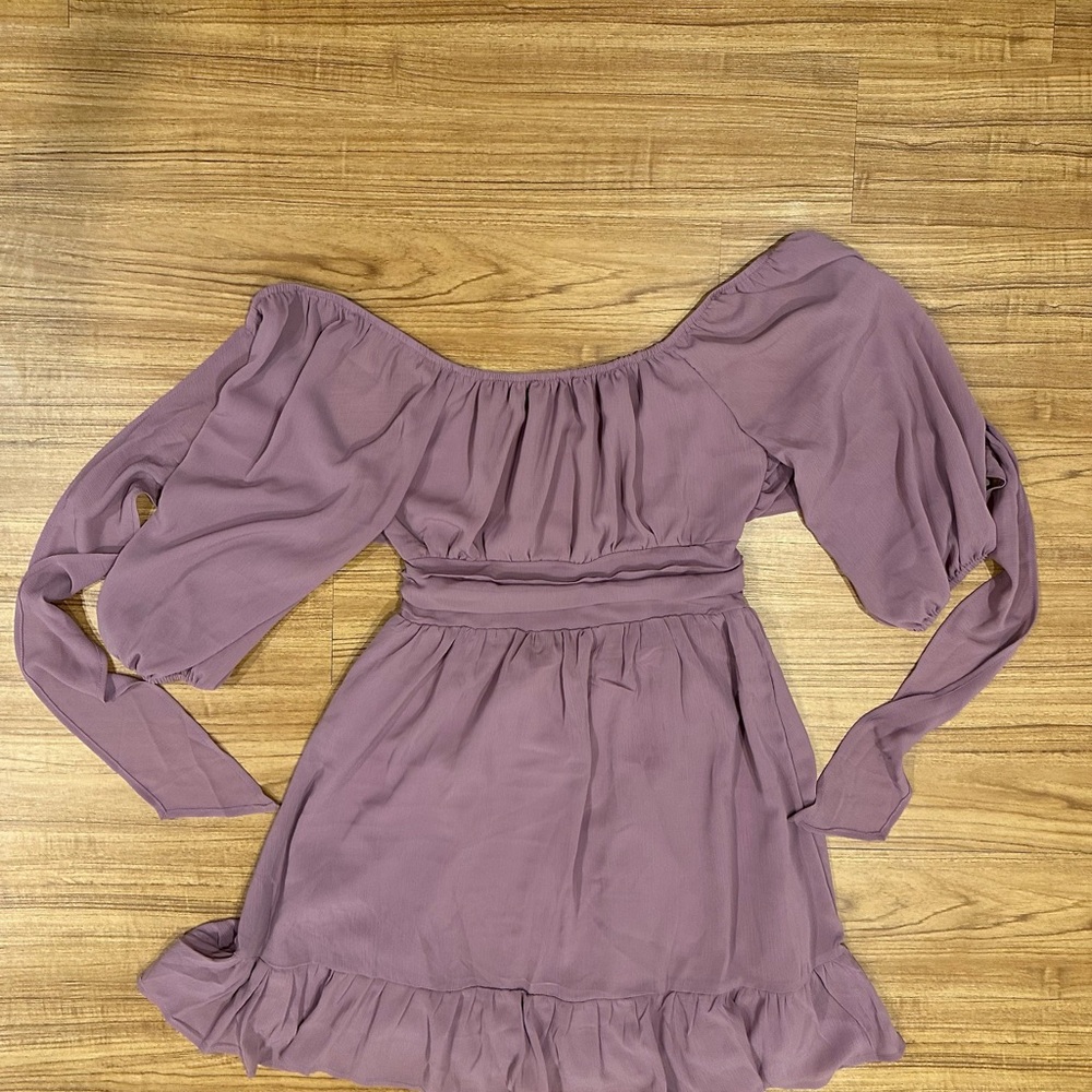 Elegant Mauve Off-Shoulder Midi Dress